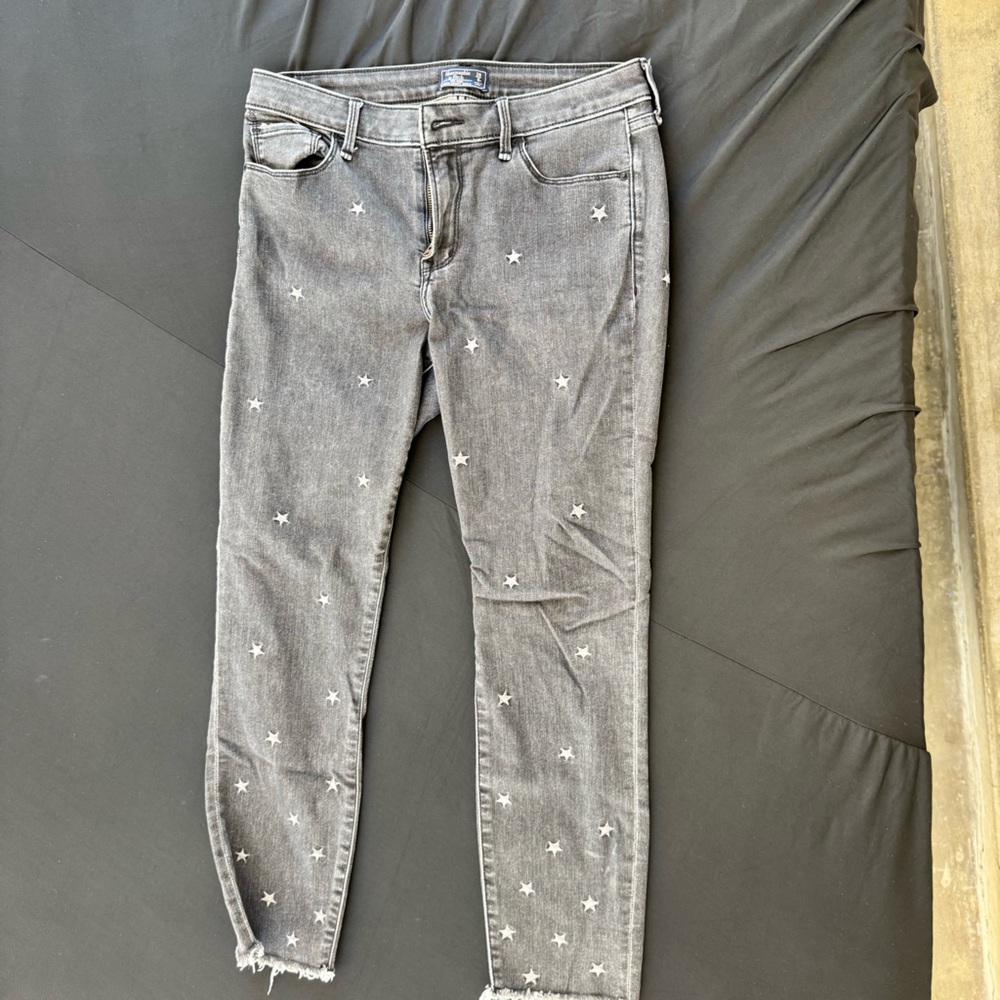 Abercrombie & Fitch Gray Star Skinny Jeans